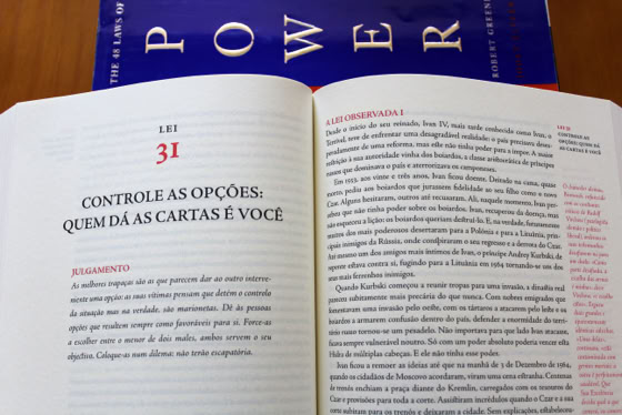 A detail of the layout of a chapter from the book The 48 Laws of Power